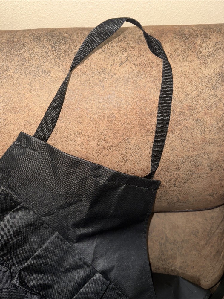 Black Apron 6 Can Holder