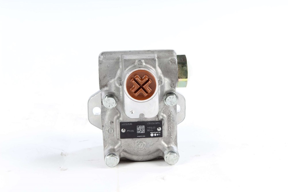 New 7685-955-821 ZF Steering Pump