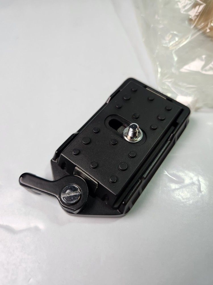 Contax Quick Shoe Adapter AT-1