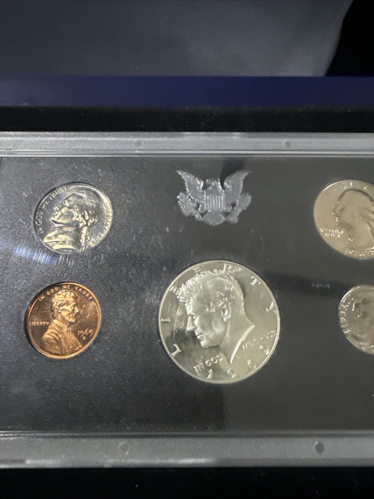 1969 United States Mint Proof Set 40% Silver Half