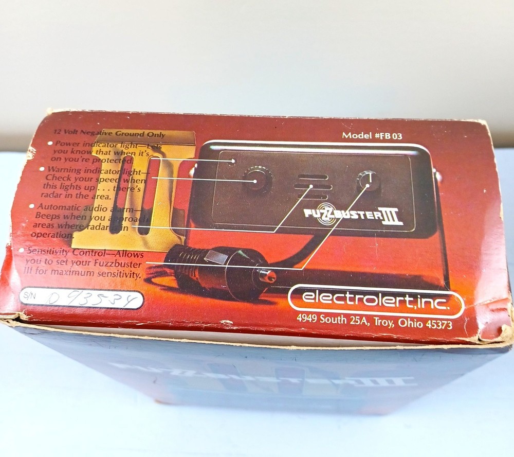 Fuzzbuster III Radar Detector With Sensitivity Control & Original Box Tested Wor
