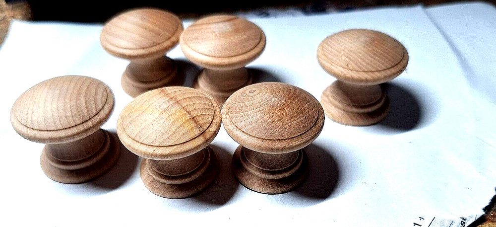 10 PIECES NEW UNFINISHED MAPLE 1 1/4" WOOD CABINET KNOBS / PULLS K7