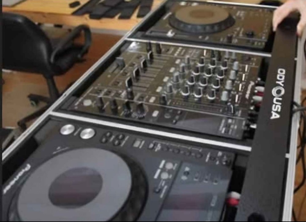 Pioneer Numark Denon Turn Table Case ONLY