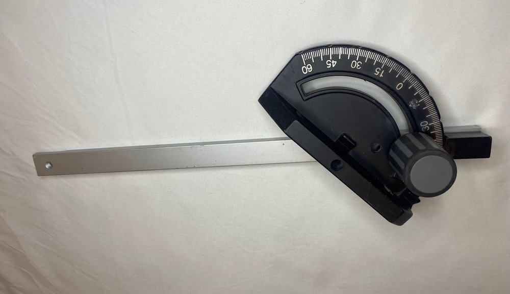 Miter gauge for table saw assembly  r1342df
