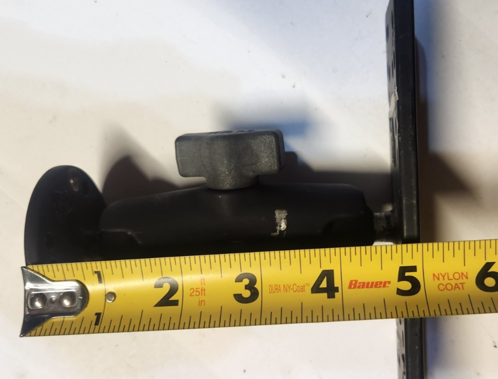 RAM Mounts Universal Ball and Socket Electronics Mount Fish Finder Depth Swivel