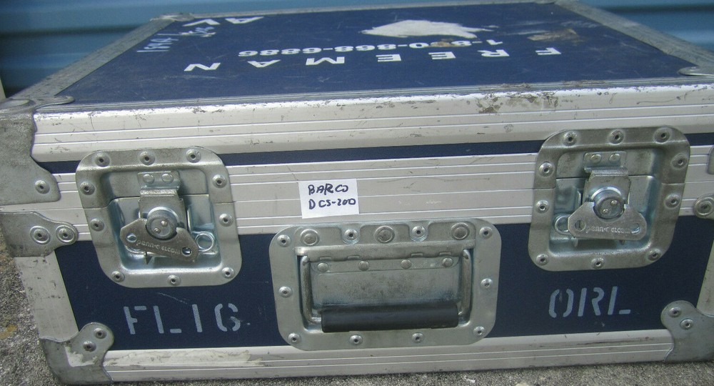 Barco DCS-200 with cases (G)