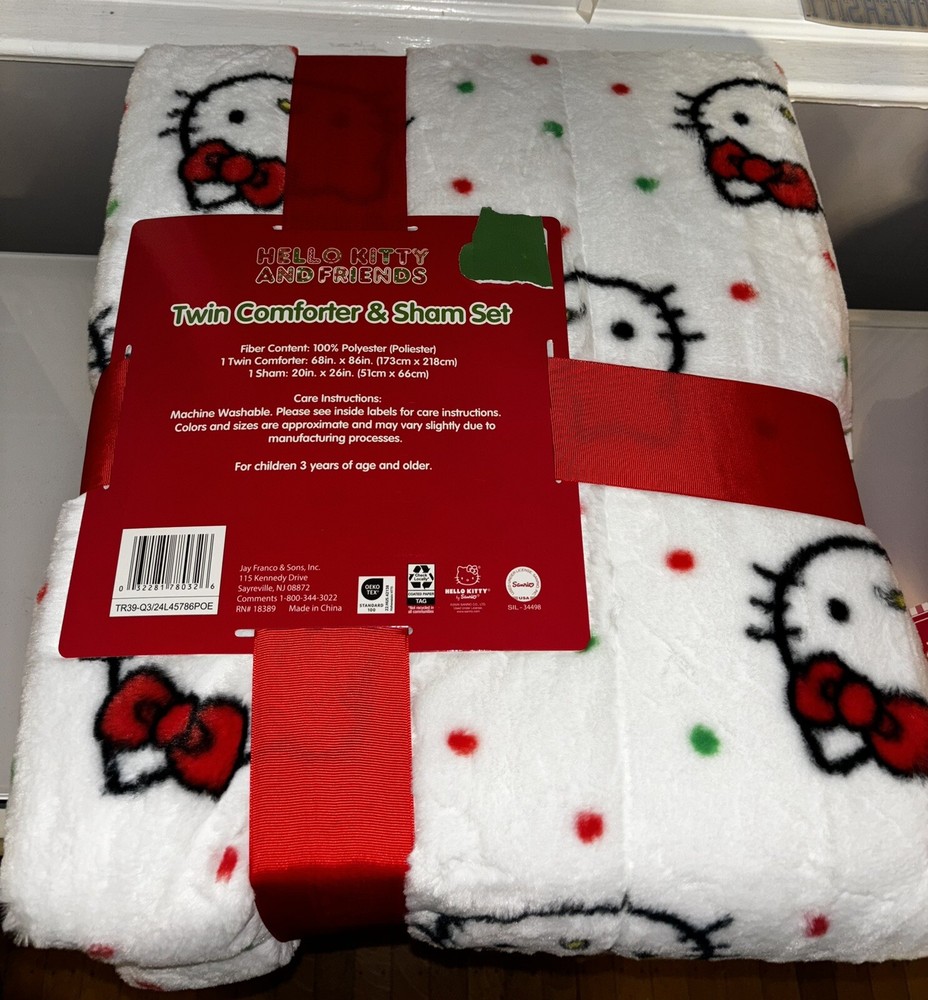 Hello Kitty Christmas Comforter/Sham/Pillow Set NWT