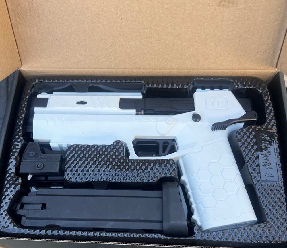 YIFAN SoftBBullet Toy Gun🌸🌈🌟🌸🌈🌟