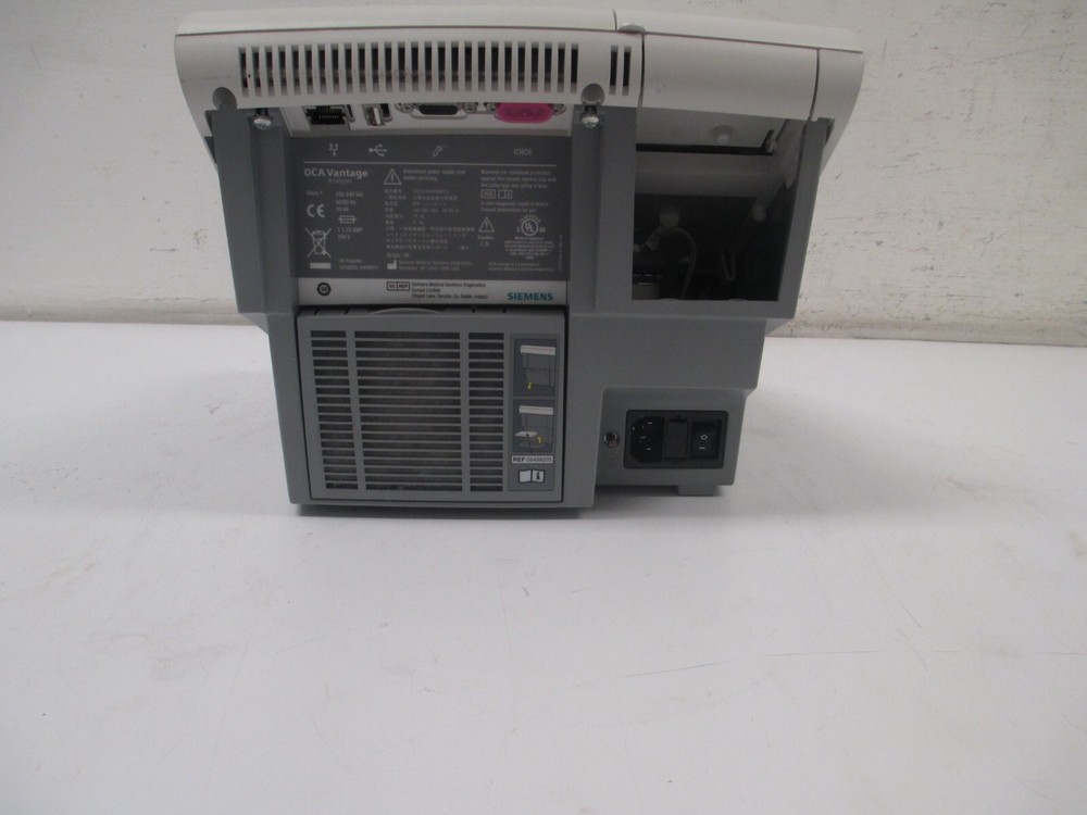 Siemens DCA Vantage Analyzer (For Parts, Missing Printer)