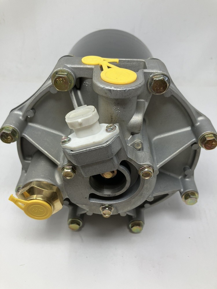 New Bendix 065225 Air Dryer NO BRACKETS ETC