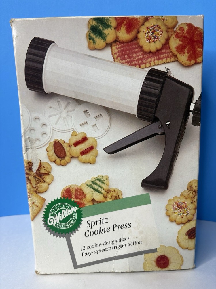 Wilton Spritz Cookie Press With 12 Disc Design Large Barrel Easy Squeeze Trigger