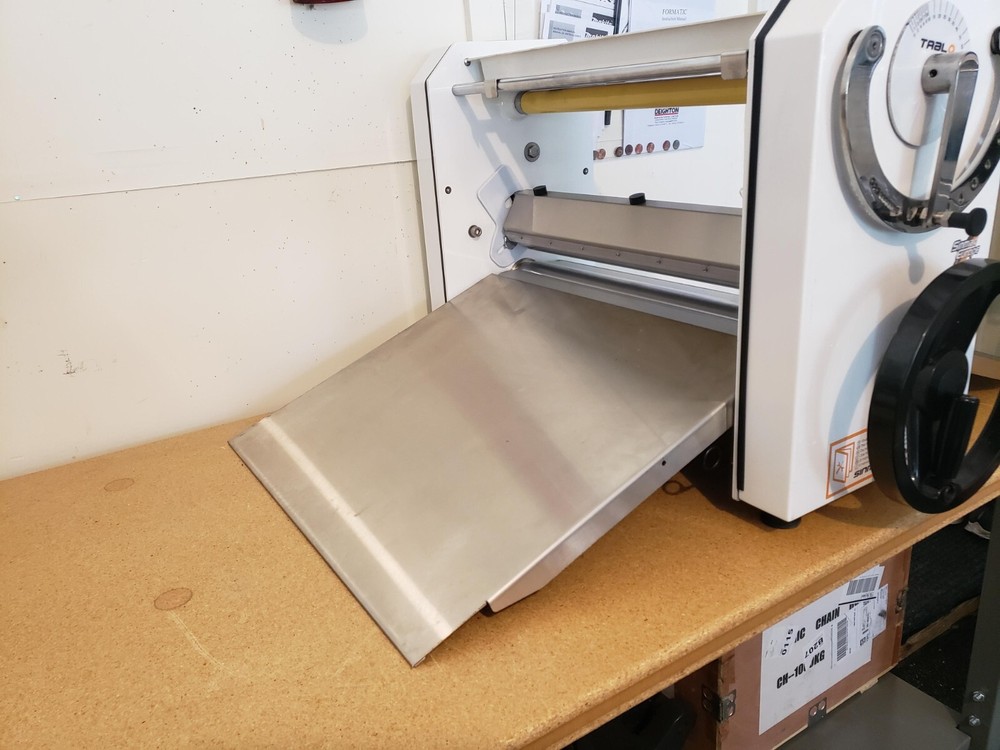 Sinmag bench manual dough sheeter - EX display