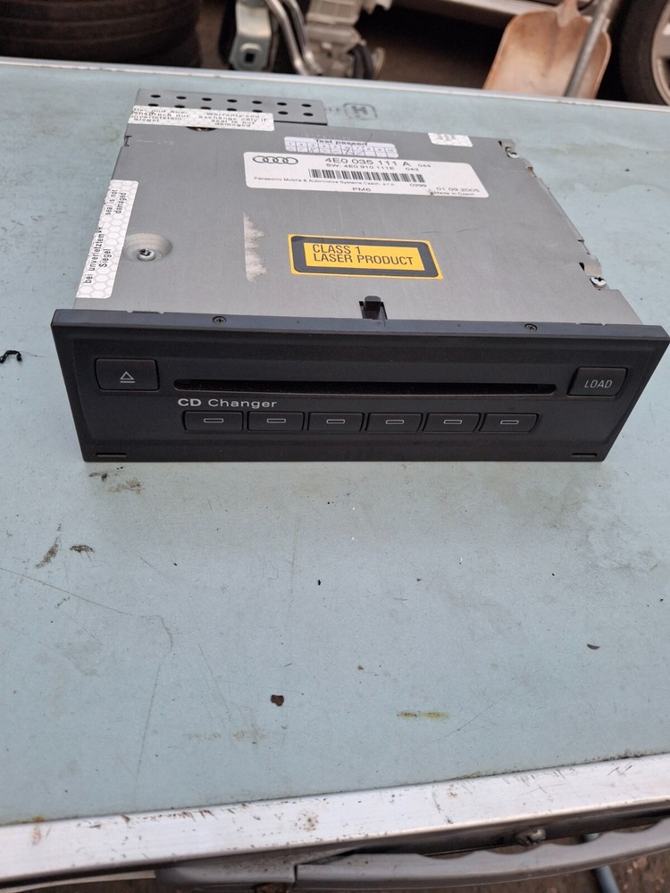 AUDI A8 CD CHANGER DISK UNIT 6 DISK 4E0035110A D3 2002 - 2010