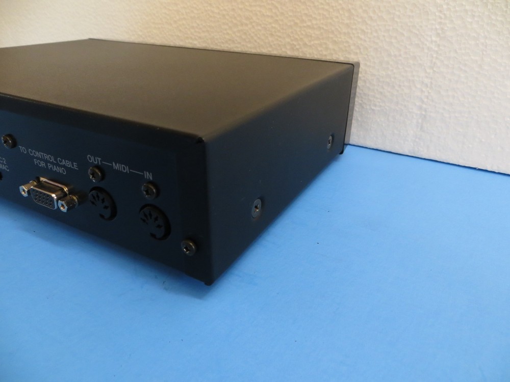 Yamaha Disklavier DKC50R Control Unit For Player Pianos With Remote