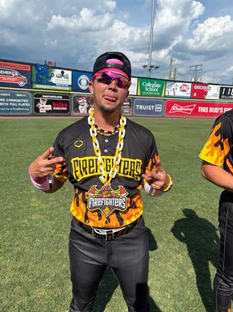 Custom Oversized Hype Chains