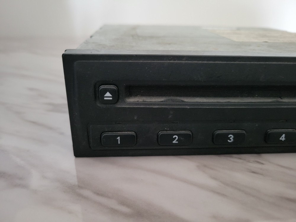 Mitsubishi Single DIN CD Multi 6 Disc Changer MZ312961 - UNTESTED