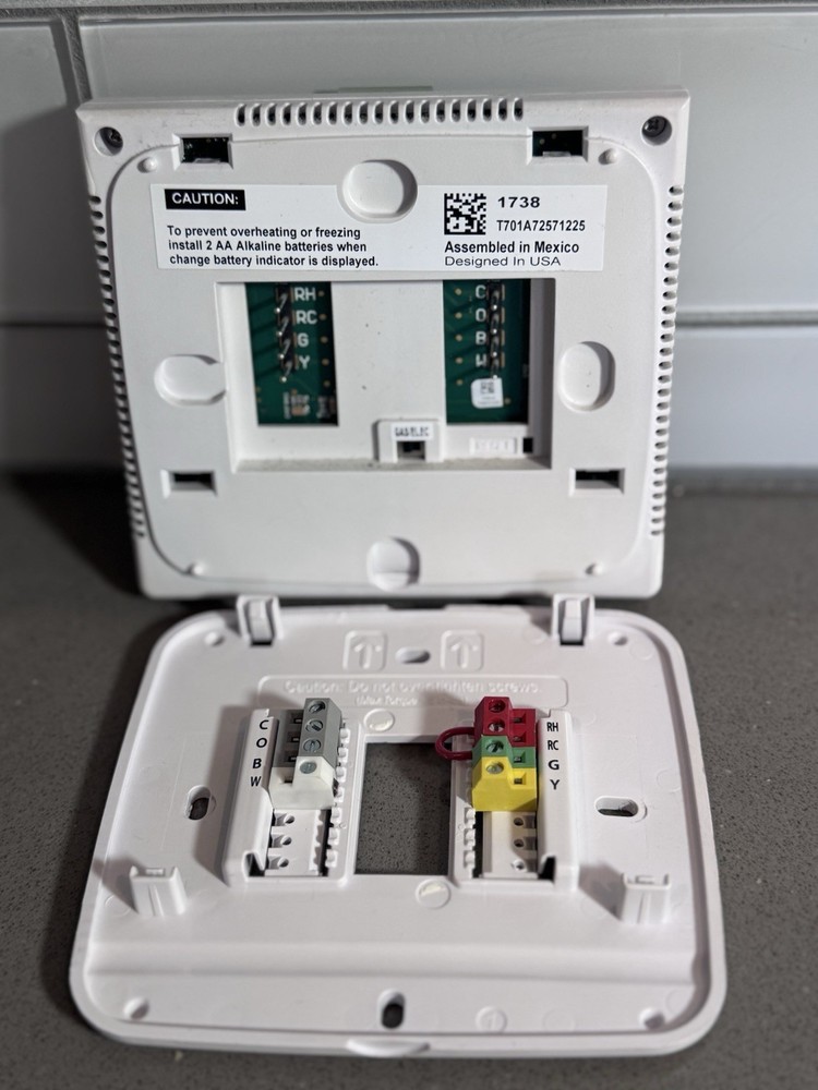 Pro1 T701 Digital Non-Programmable Thermostat