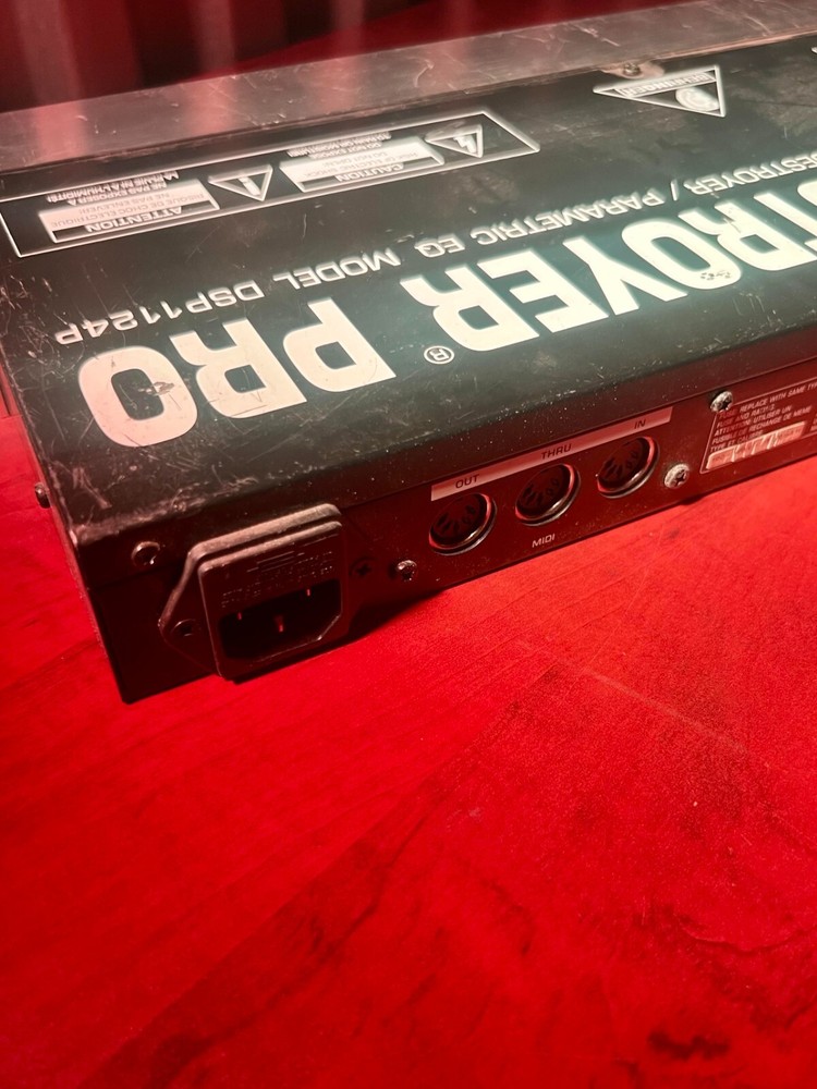 Behringer DSP1124P 24-Bit Dual Engine Feedback Destroyer Parametric EQ