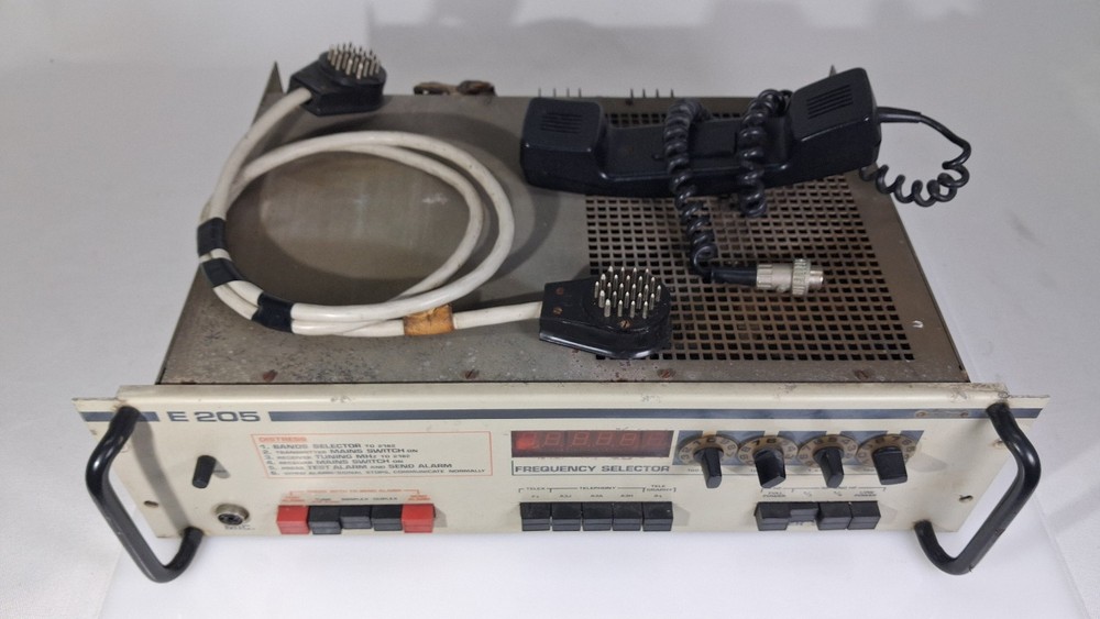 DANCOM DANISH HF EXCITER E 205