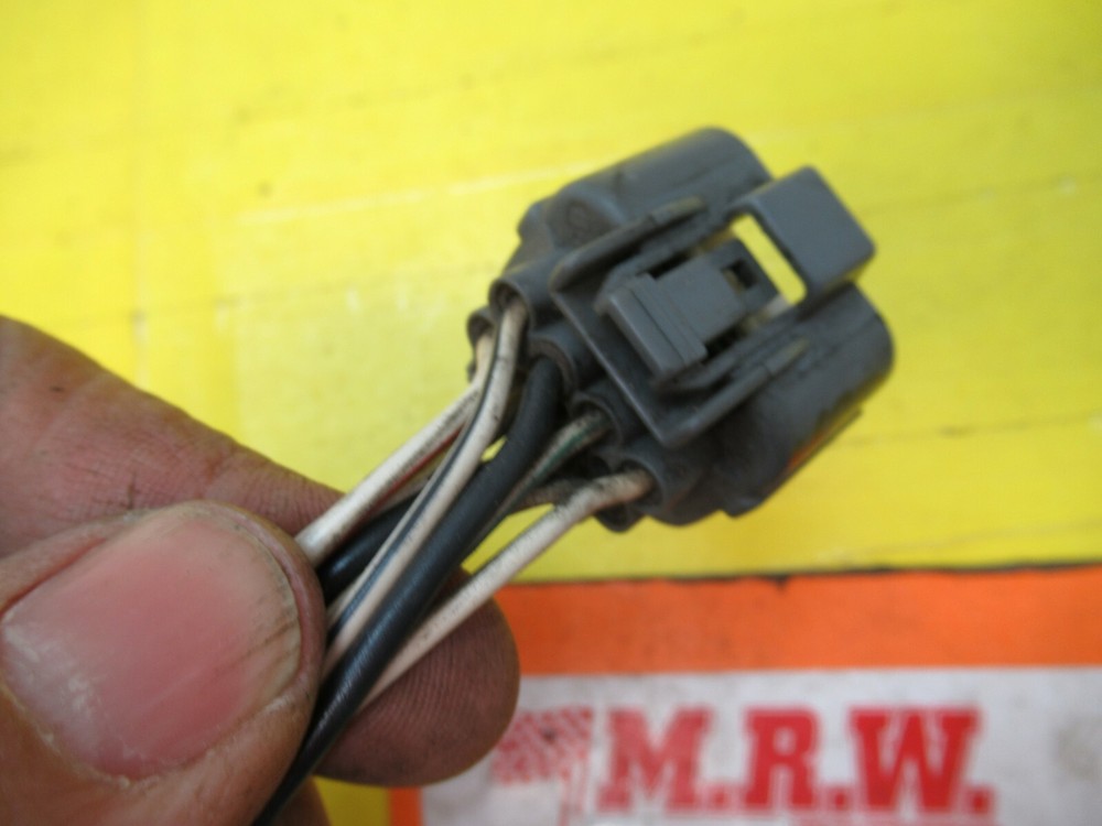 WIRE PLUG CONNECTOR off IGNITION CONTROL IGNITOR MODULE for ACURA TL RL LEGEND