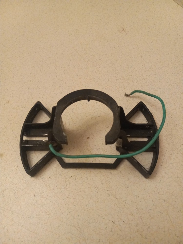 HAMPTON BAY CEILING FAN ANGLED OR STRAIGHT MOUNTING BRACKET