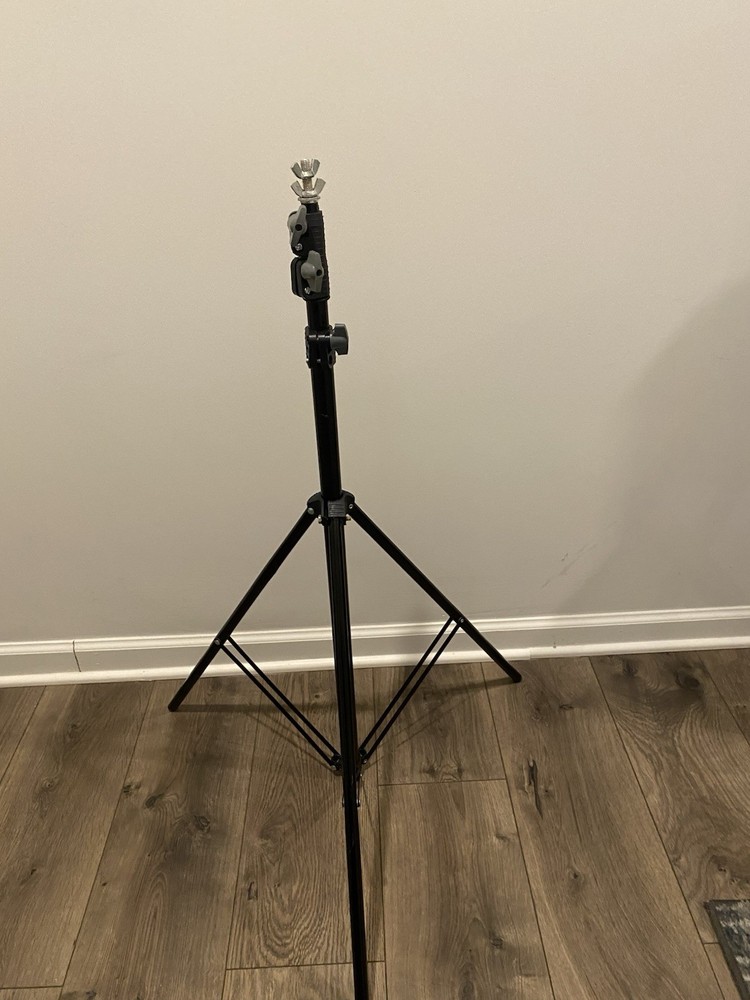Adjustable Photography Light Stand Tripod – Studio Video Lighting Stand