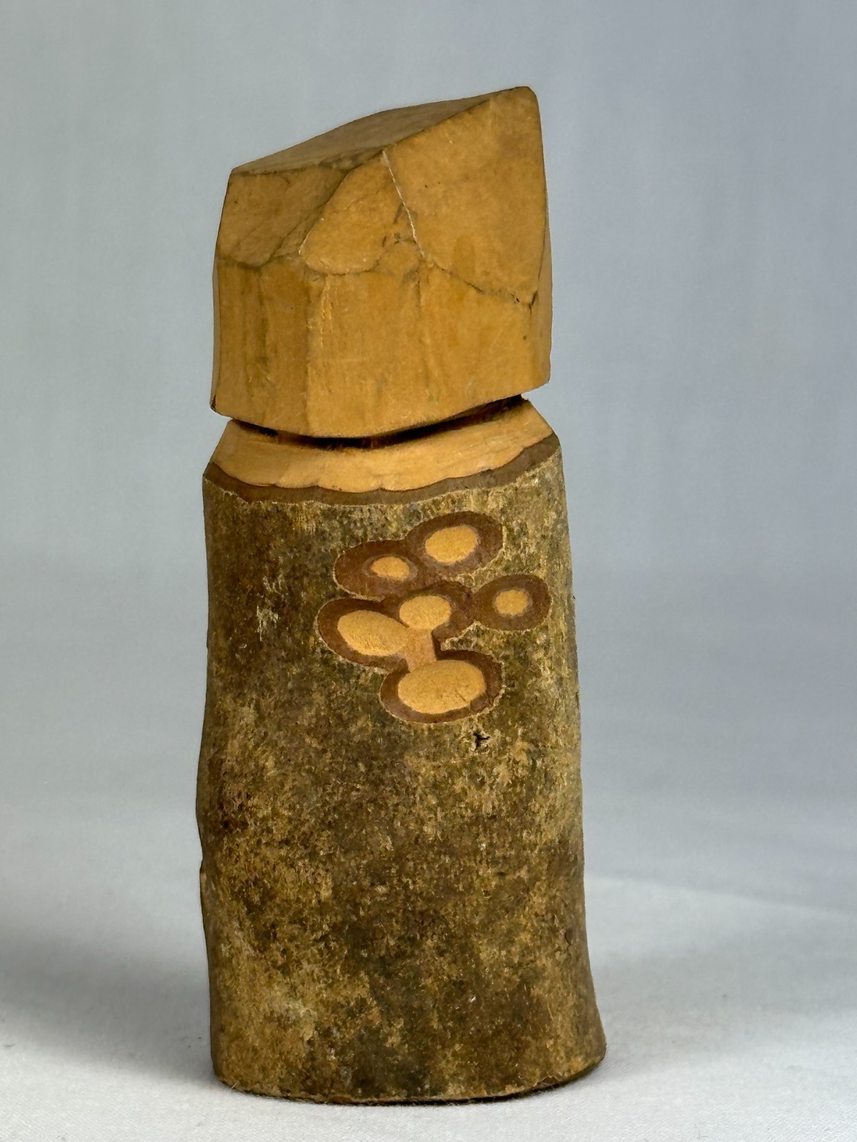 Japanese Hand Carved Wooden Farm Girl Figure Kimono Basket Folk Art 3.5" Mingei