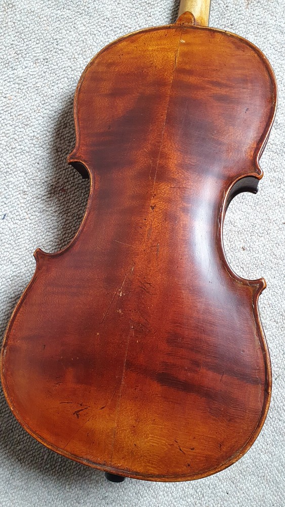Nice old 4/4 Violin violon, beautiful flamed!!