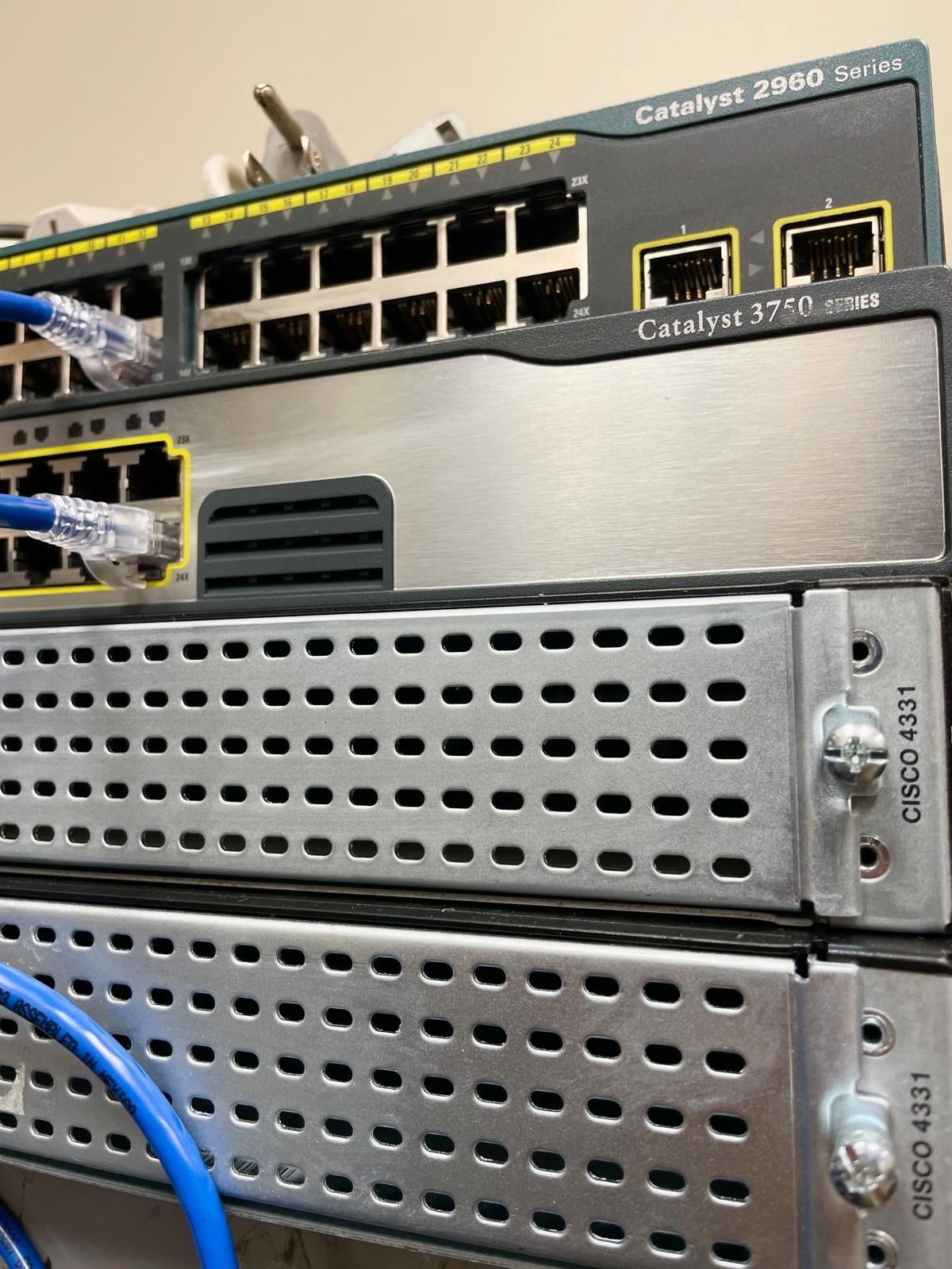 Ultimate Cisco CCENT CCNA & CCNP LAB KIT ISR4331 Cisco IOS-XE,3750g,2960 Switch