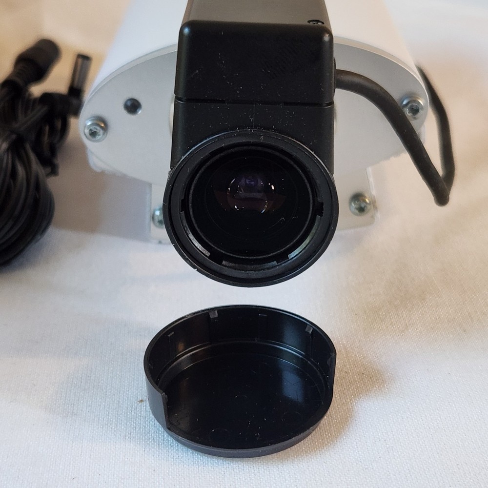 Axis 2120 IP Network Web Security Surveillance CCTV Camera & Lens