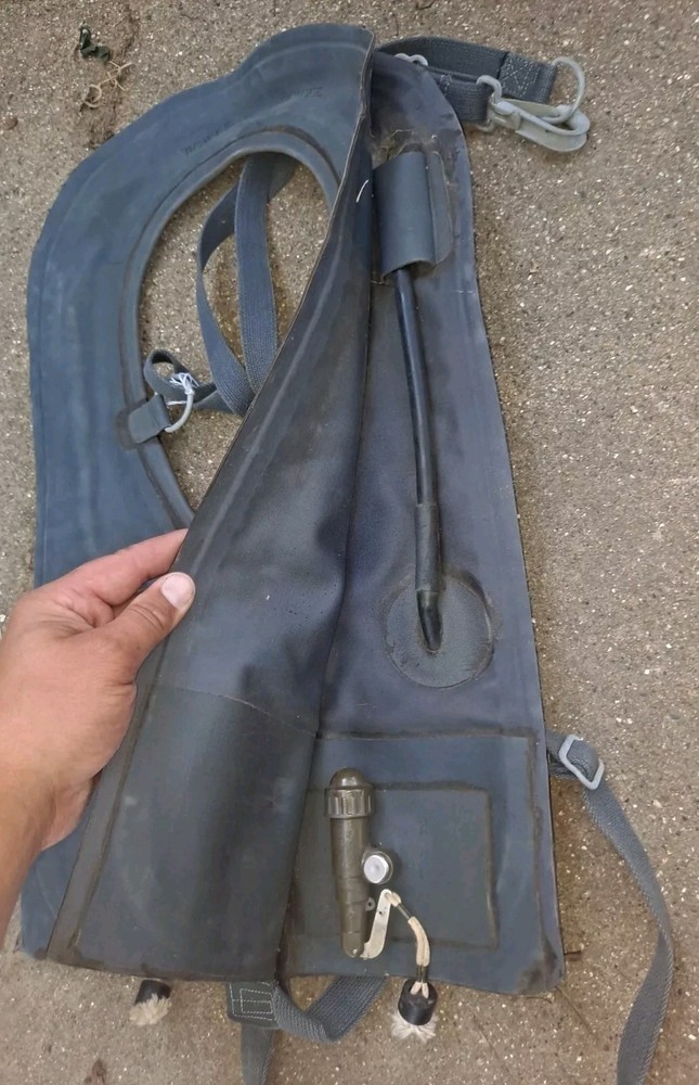 Id'd US Navy Pneumatic Life Vest Eagle Rubber Company 1943/1945 NeoPrene