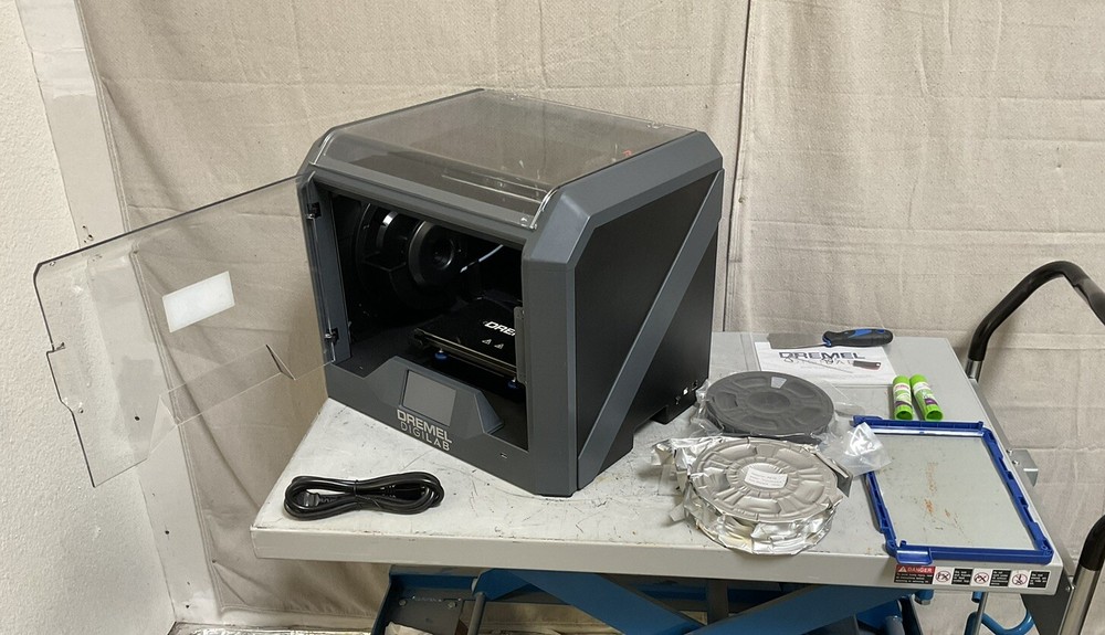 DREMEL 3D45-01 3D Printer 120V 100 microns