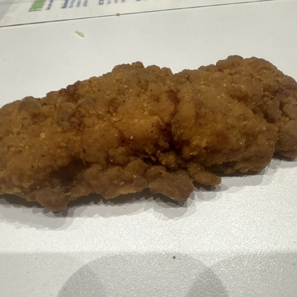 Ultra rare arrow head shaped chicken tender￼