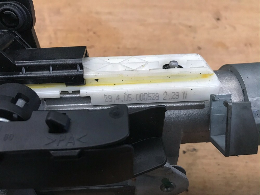 MERCEDES CLK STEERING COLUMN A2034620205