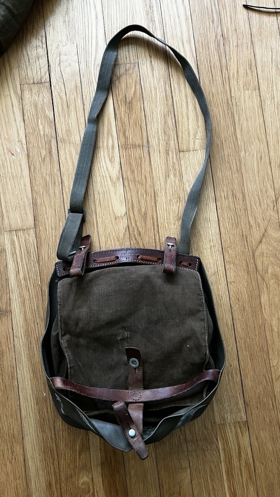Swiss leather army bread bag  1981