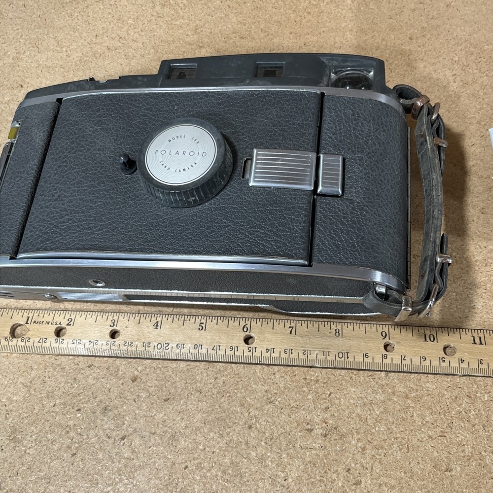Polaroid Folding Land Camera Model 150 Untested w/ box and instructiions