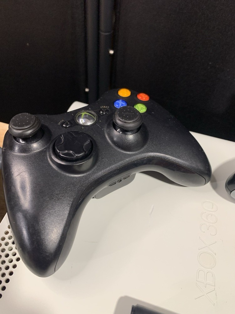 Microsoft Xbox 360 Console Bundle NewPowercord Ghost Controllers READdescription