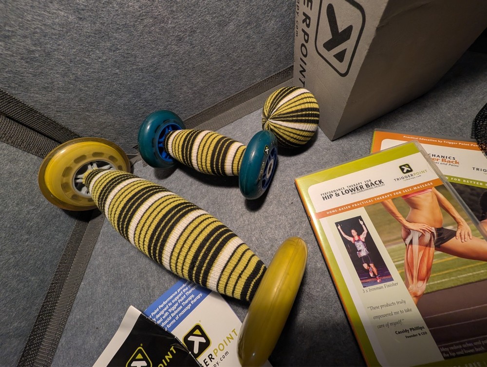 TP Triggerpoint Roller Bundle & block & dvds - 2 rollers, ball & block Excellent