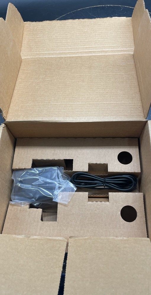 Axis Communications 0067-1 StorPoint CD Network CD-ROM Server Unit