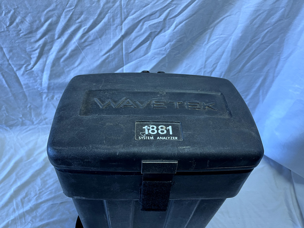 WAVETEK MODEL 1881 CATV PORTABLE SYSTEM ANALYZER 8033064