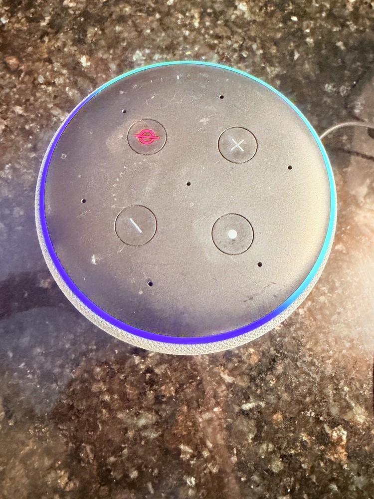 Working Amazon Alexa Echo Gen 3 Smart Speaker R9P2A5