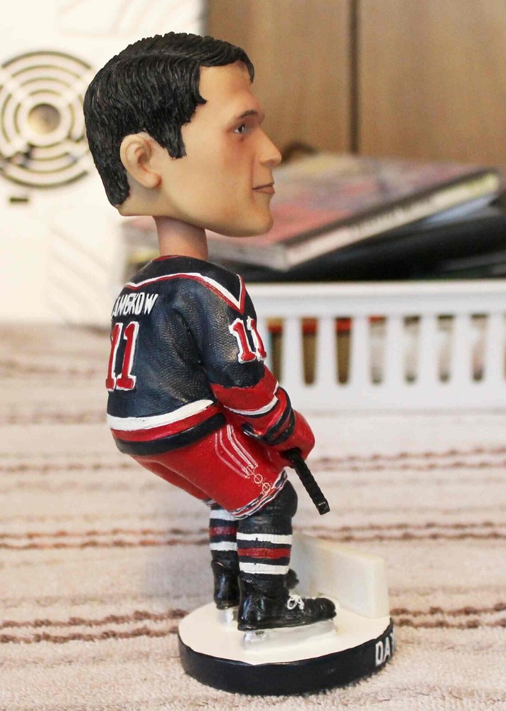 DAYMOND LANGKOW BOBBLE HEAD #11