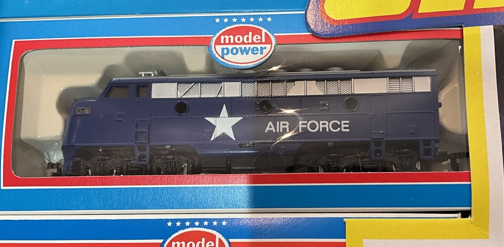 US Air Force Model Power Silver Cloud Train Set HO Scale