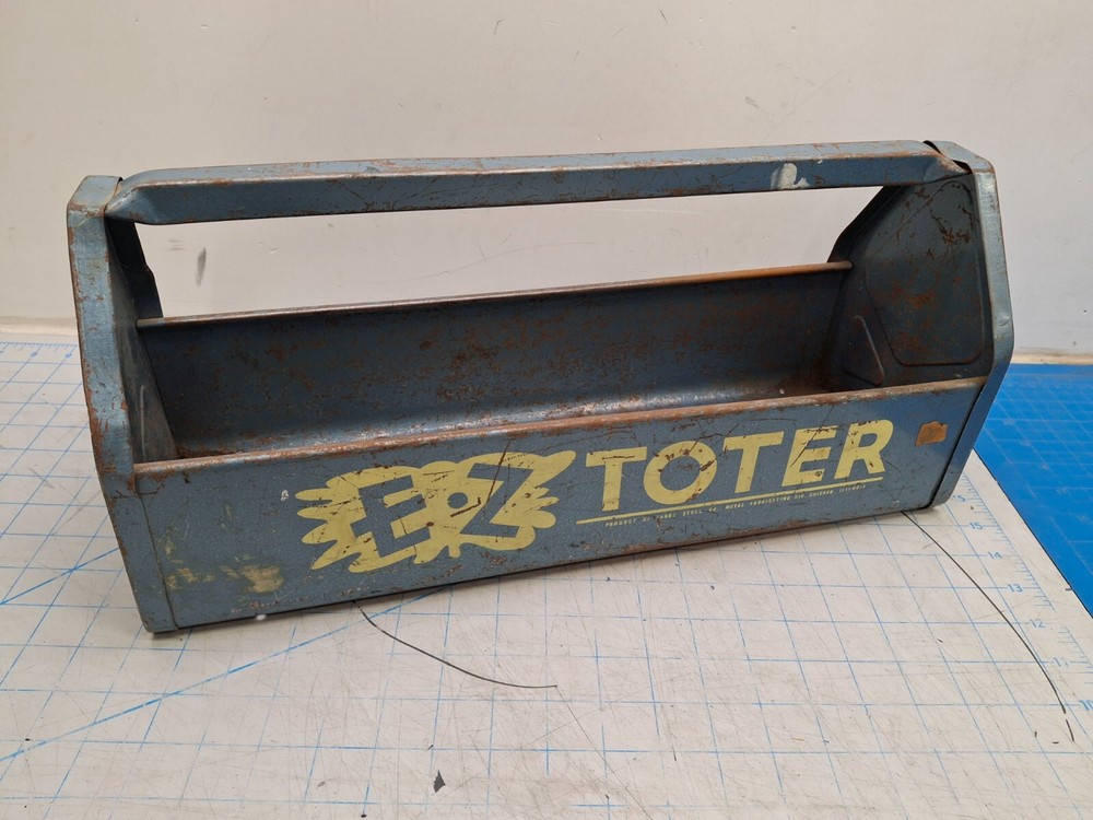 Vintage Tool Box E-Z Toter  18" Long