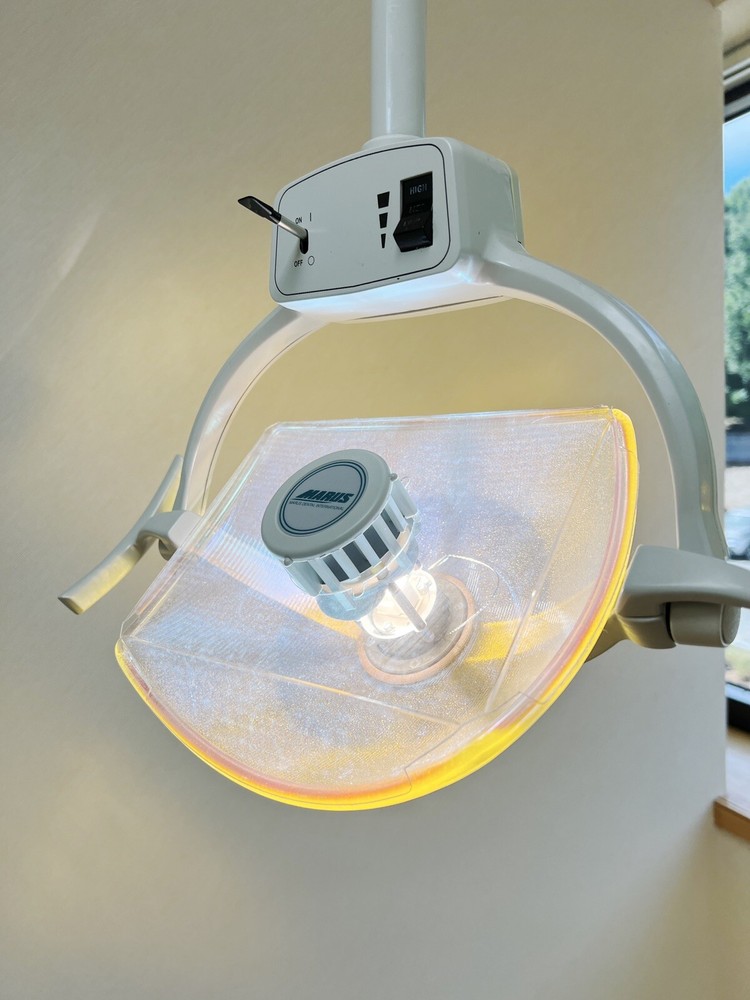 Marus Luxstar CL1000 Ceiling Mount Dental Light