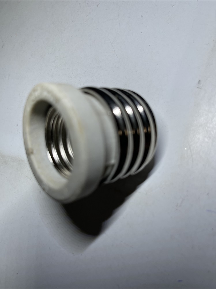 MOGUL LAMP PARTS SOCKET REDUCER: MOGUL E-39 TO STD BASE E-26