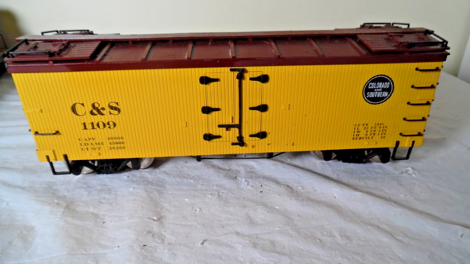 Colorado &Southern C&S 1109 Wood Reefer G Scale Car  -Used As IS SAle