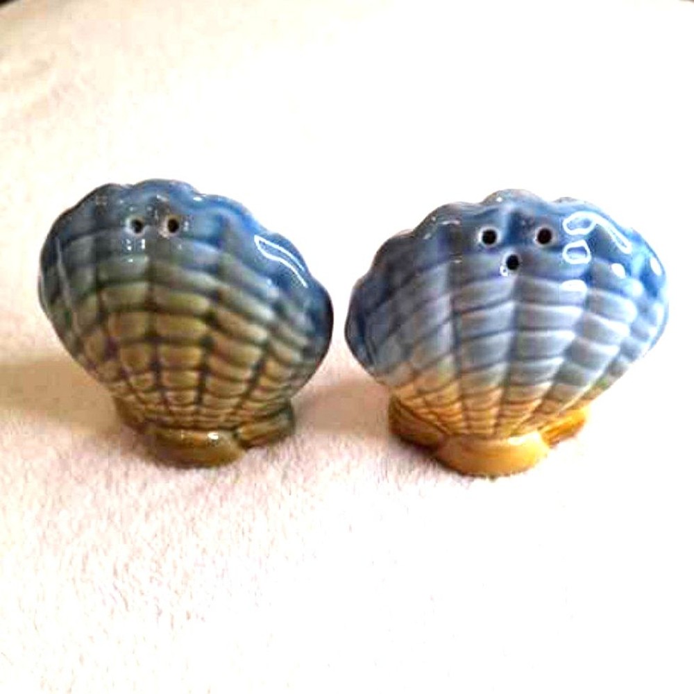 Seashell Salt and Pepper Shakers, Nautical Decor Seaside Kitchen Decor