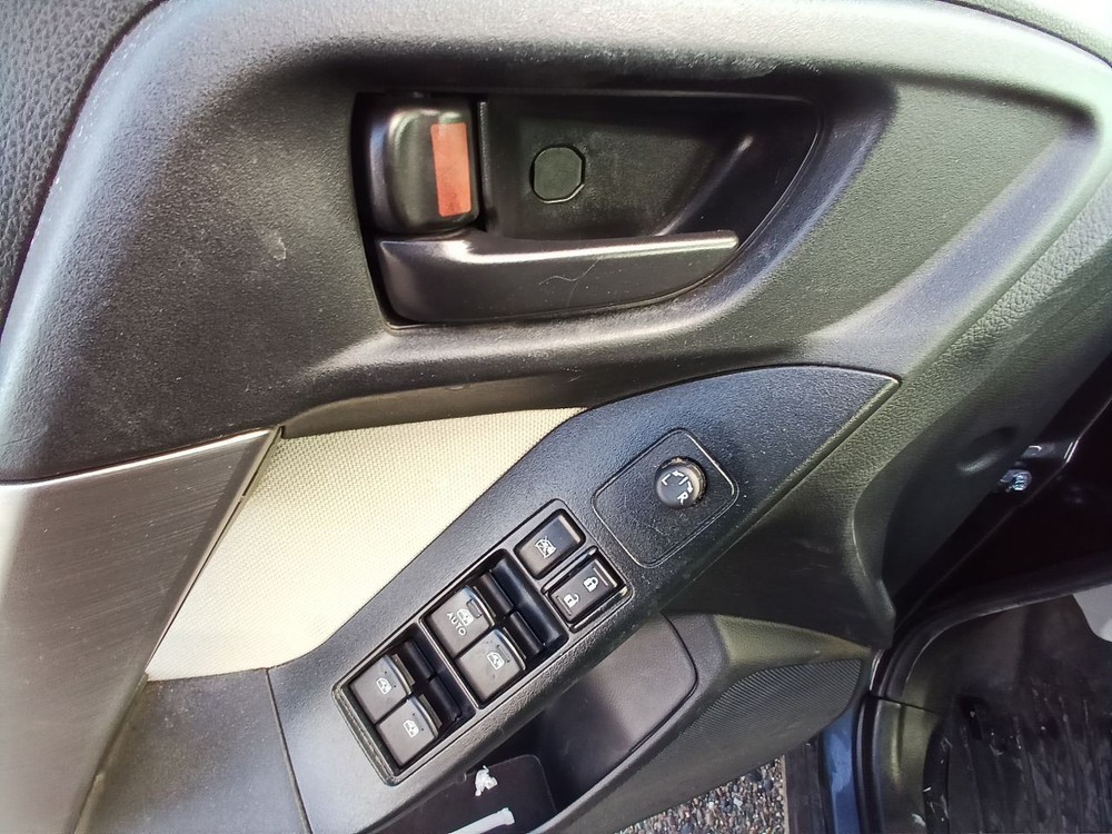 2016 FORESTER Jack and Tools 12524382