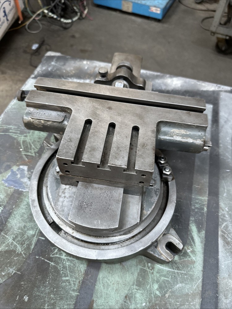 Brown & Sharpe Mfg. Rotating/ Swivel No. 2191 Radius Attachment